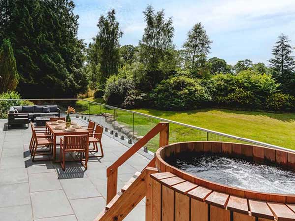 Loughrigg Cottage Cedar Wood Hot Tub terrace and garden
