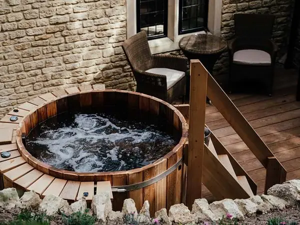 South Lodge cedar wood hot tub